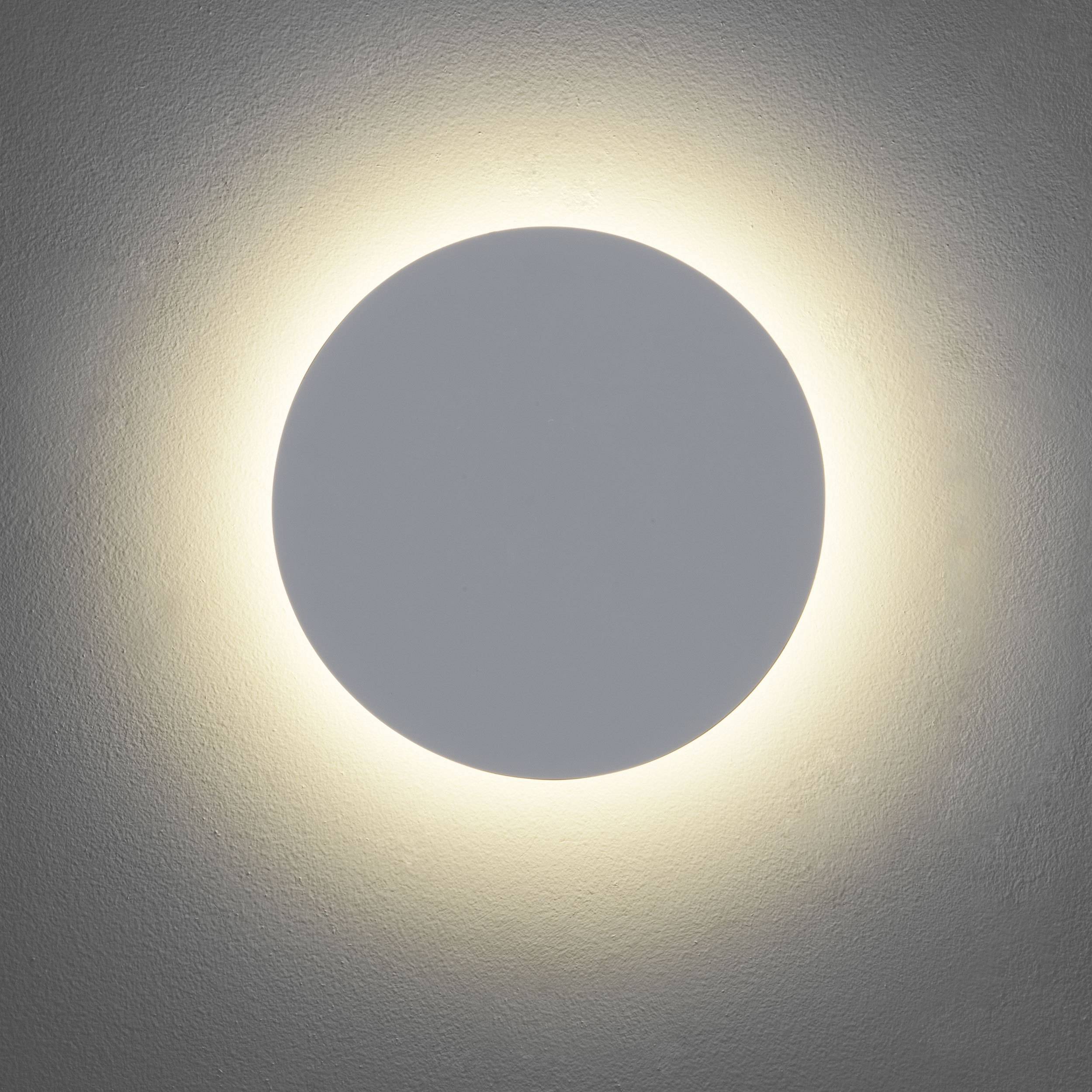 Луна светила из круглой. 1660 Techno led белый. Светильник Эклипс настенный. Edge 560 Astro, настенный светильник. Настенный светильник Eclipse.