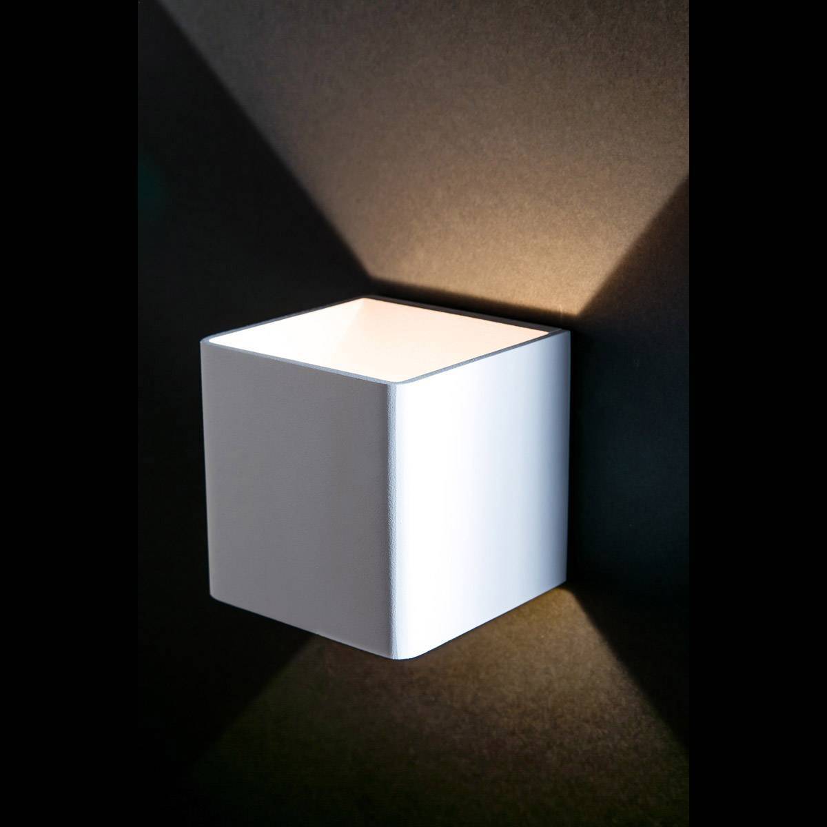 Настенный светильник Exzellent Cubes EX1019-AP1WH